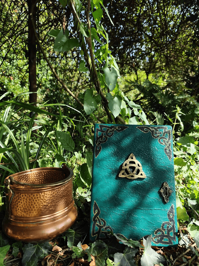 Grimoire Triquetra vert