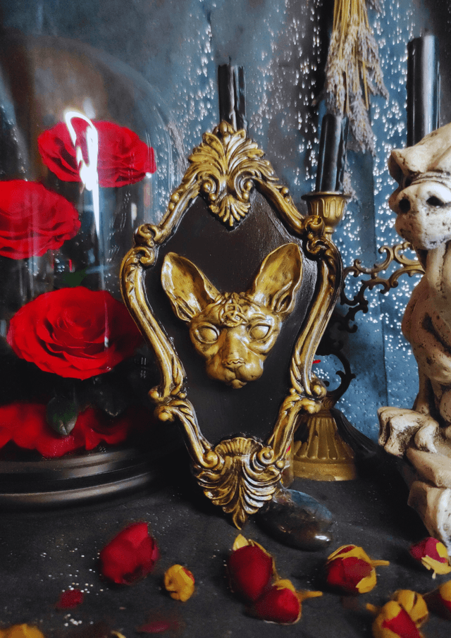 Cadre baroque Sphynx Dorée