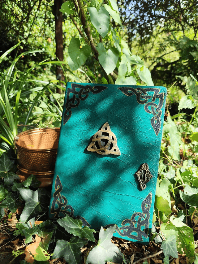 Grimoire Triquetra vert